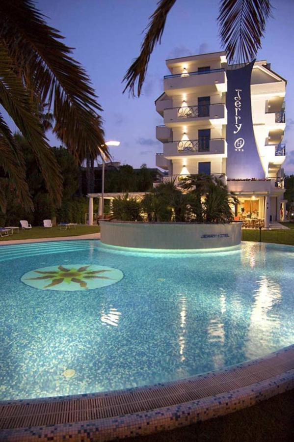 Hotel Jerry Grottammare Esterno foto